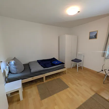 Apartment Monteurswohnung Kiwi Parkplatz Kueche 1- 4 Personen Eg Modern