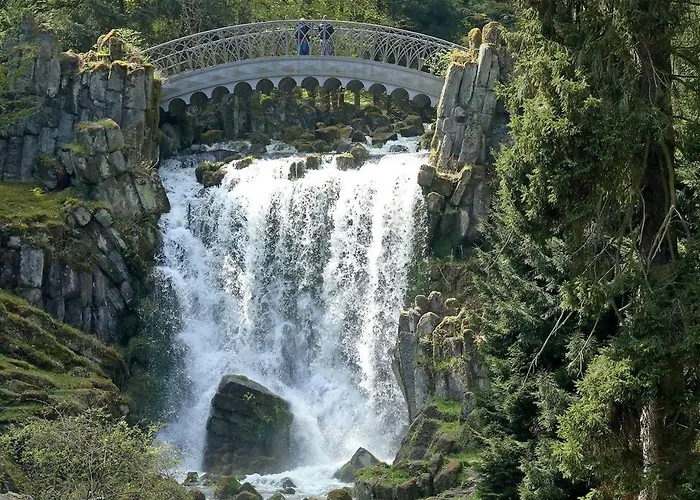 Monteurswohnung Kiwi Parkplatz Kueche 1- 4 Personen Eg Modern 아파트 *